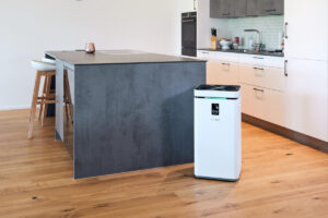 ecoQ CleanAir 800 air purifier in a kitchen